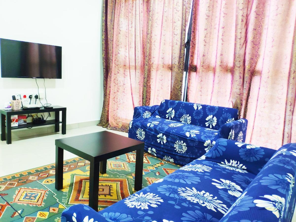 Netflix# Conezion Ioi Resort City By Salaam Suites Putrajaya Esterno foto