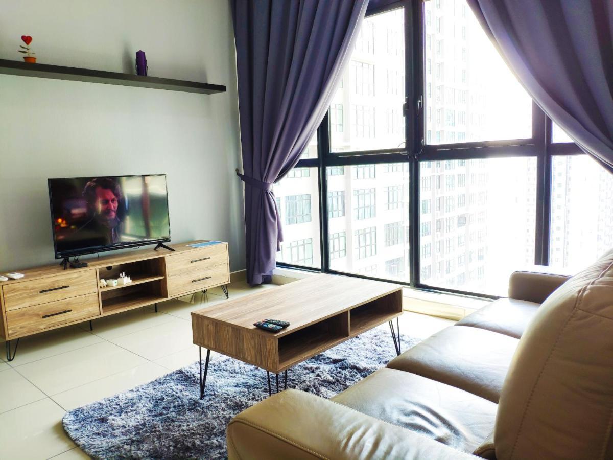Netflix# Conezion Ioi Resort City By Salaam Suites Putrajaya Esterno foto