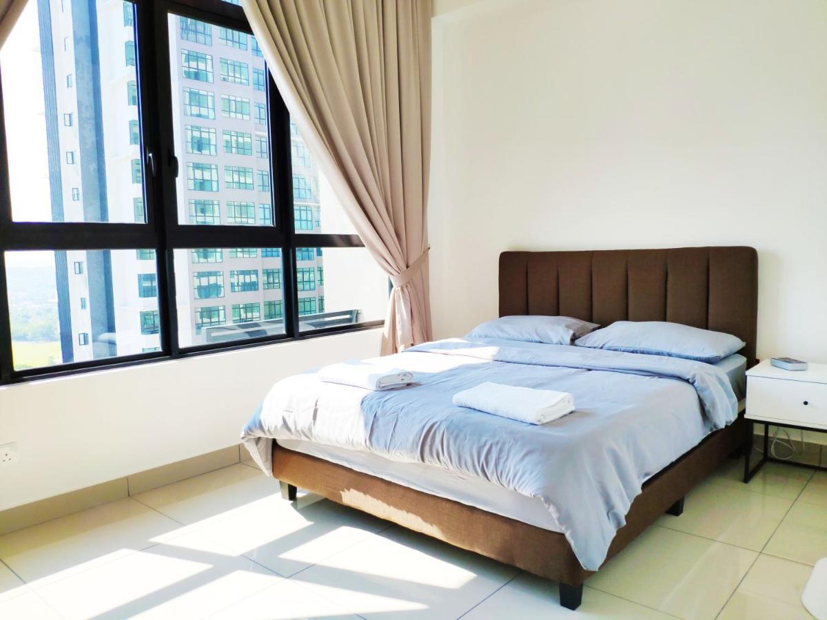 Netflix# Conezion Ioi Resort City By Salaam Suites Putrajaya Esterno foto