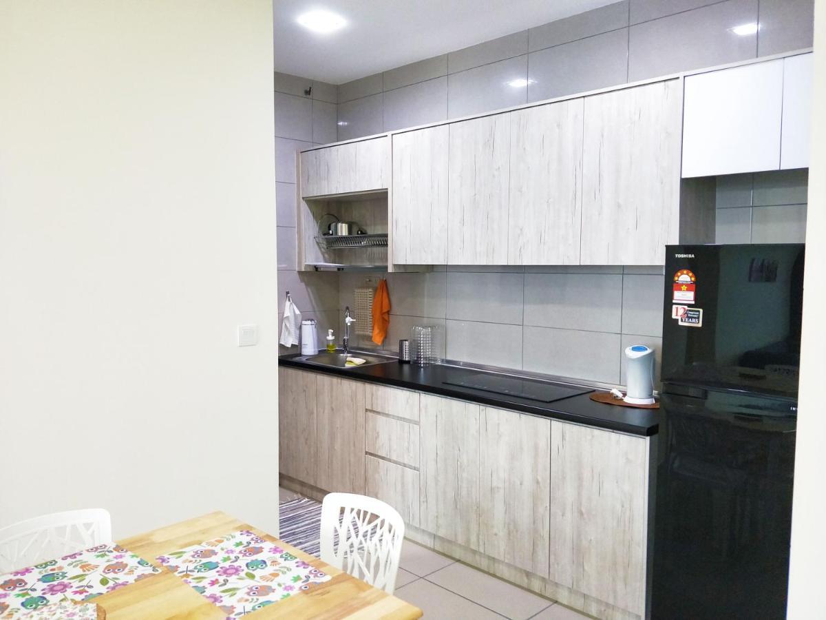 Netflix# Conezion Ioi Resort City By Salaam Suites Putrajaya Esterno foto