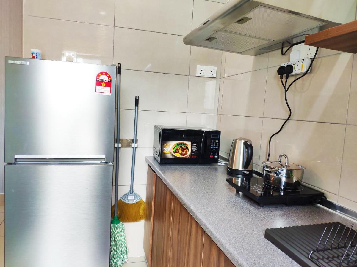 Netflix# Conezion Ioi Resort City By Salaam Suites Putrajaya Esterno foto