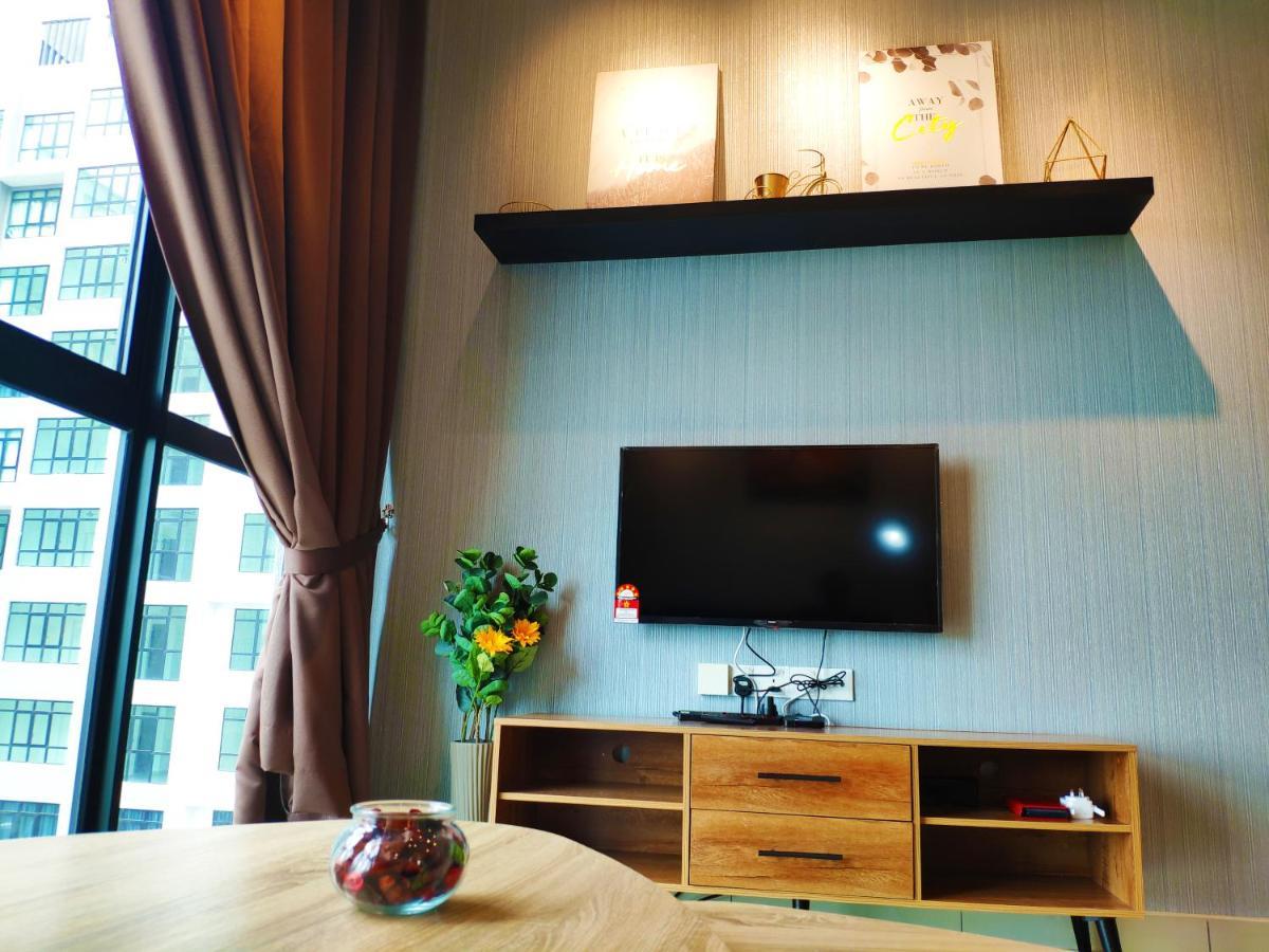 Netflix# Conezion Ioi Resort City By Salaam Suites Putrajaya Esterno foto