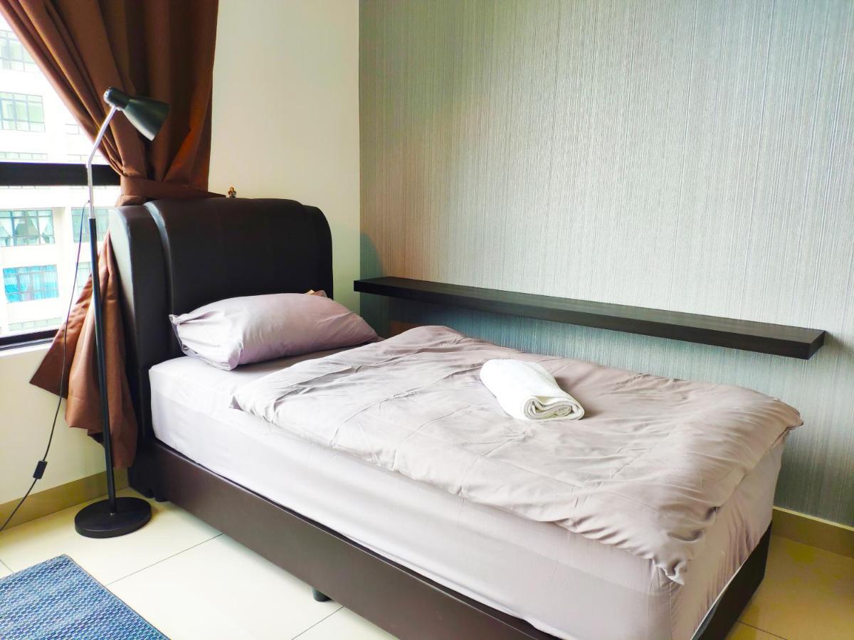 Netflix# Conezion Ioi Resort City By Salaam Suites Putrajaya Esterno foto
