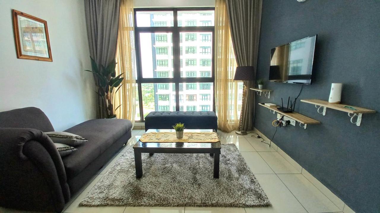 Netflix# Conezion Ioi Resort City By Salaam Suites Putrajaya Esterno foto